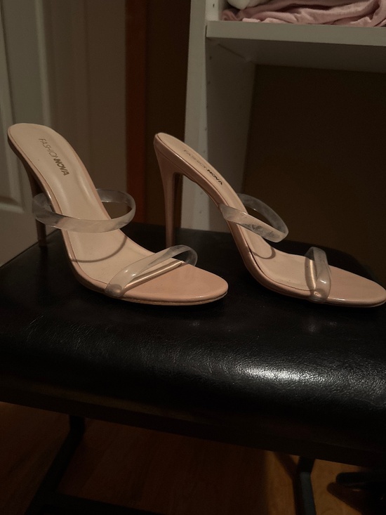 Fashion Nova Shoes - Fashion Nova Clear Multi Strap Lucite Heeled Mules Nude Size 10